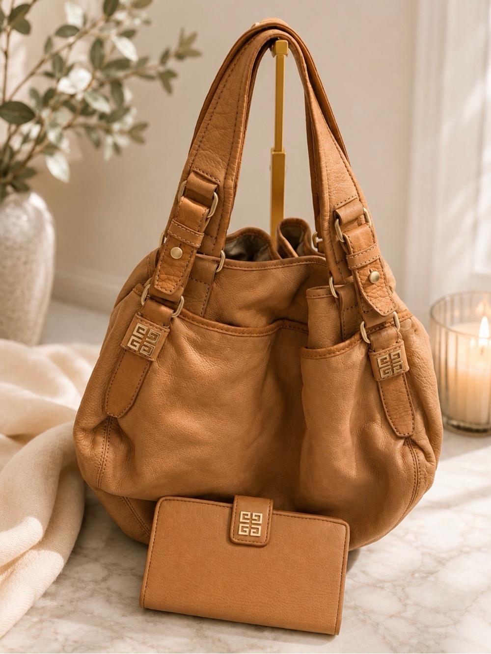 Givenchy Hobo Tote + Matching Wallet Set 🤎